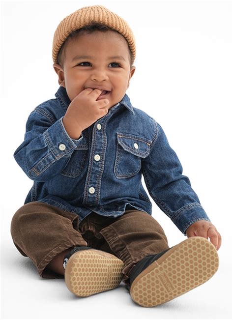 fake baby gap clothes - Baby Gap clothes for newborns.